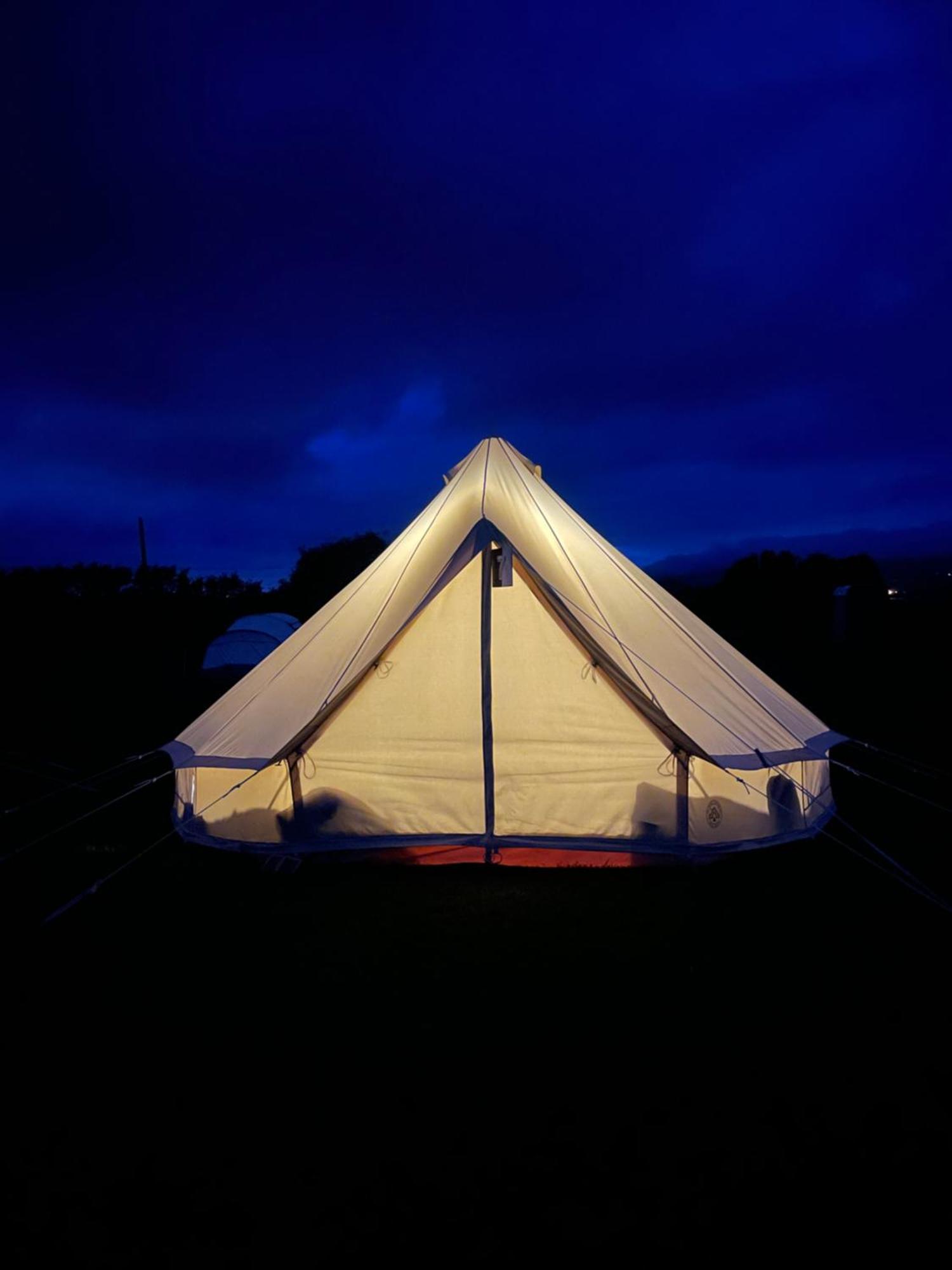 Nine Yards Bell Tents At The Tt - คาสเซิลทาวน์ ภายนอก รูปภาพ