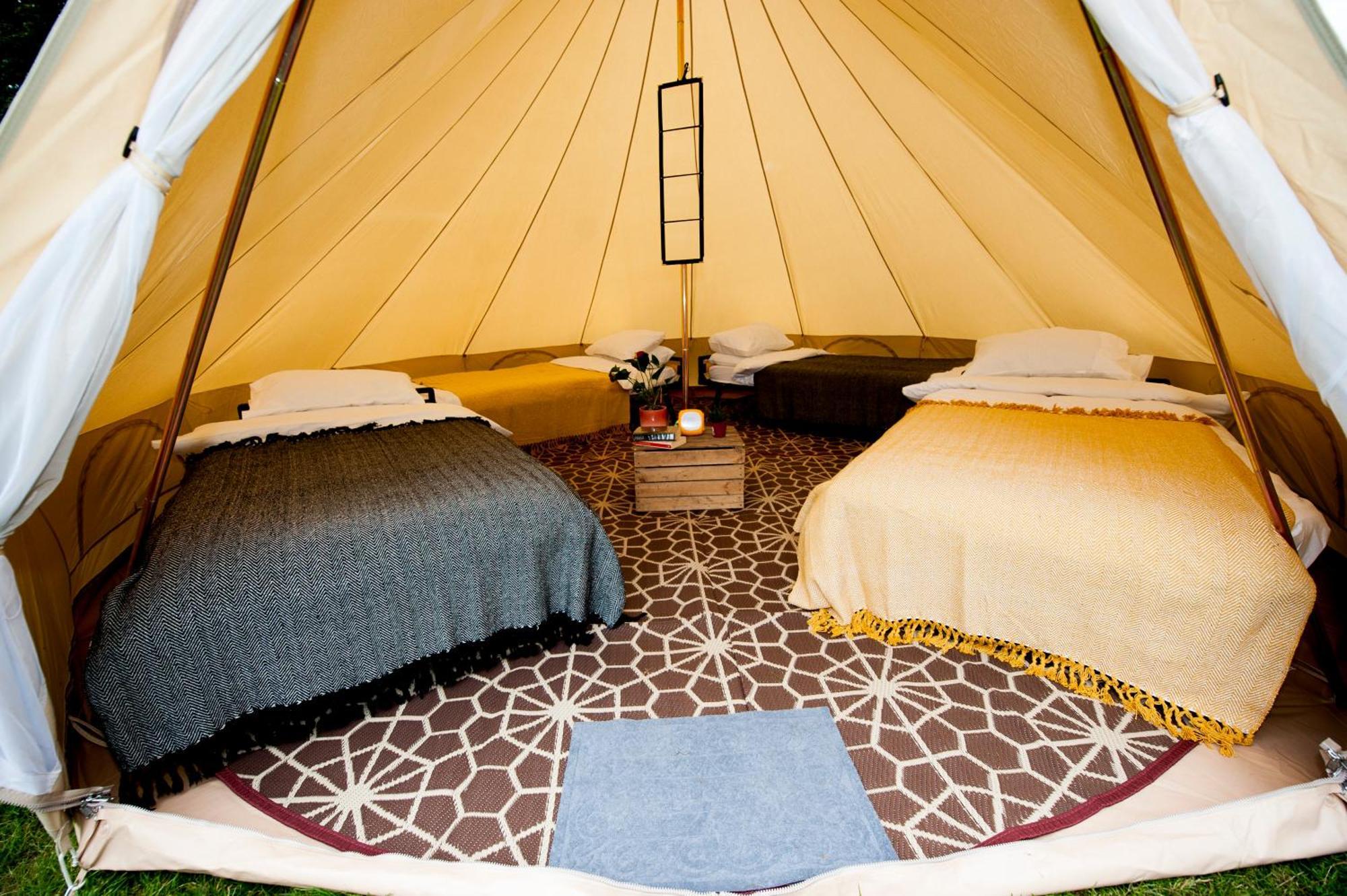 Nine Yards Bell Tents At The Tt - คาสเซิลทาวน์ ภายนอก รูปภาพ