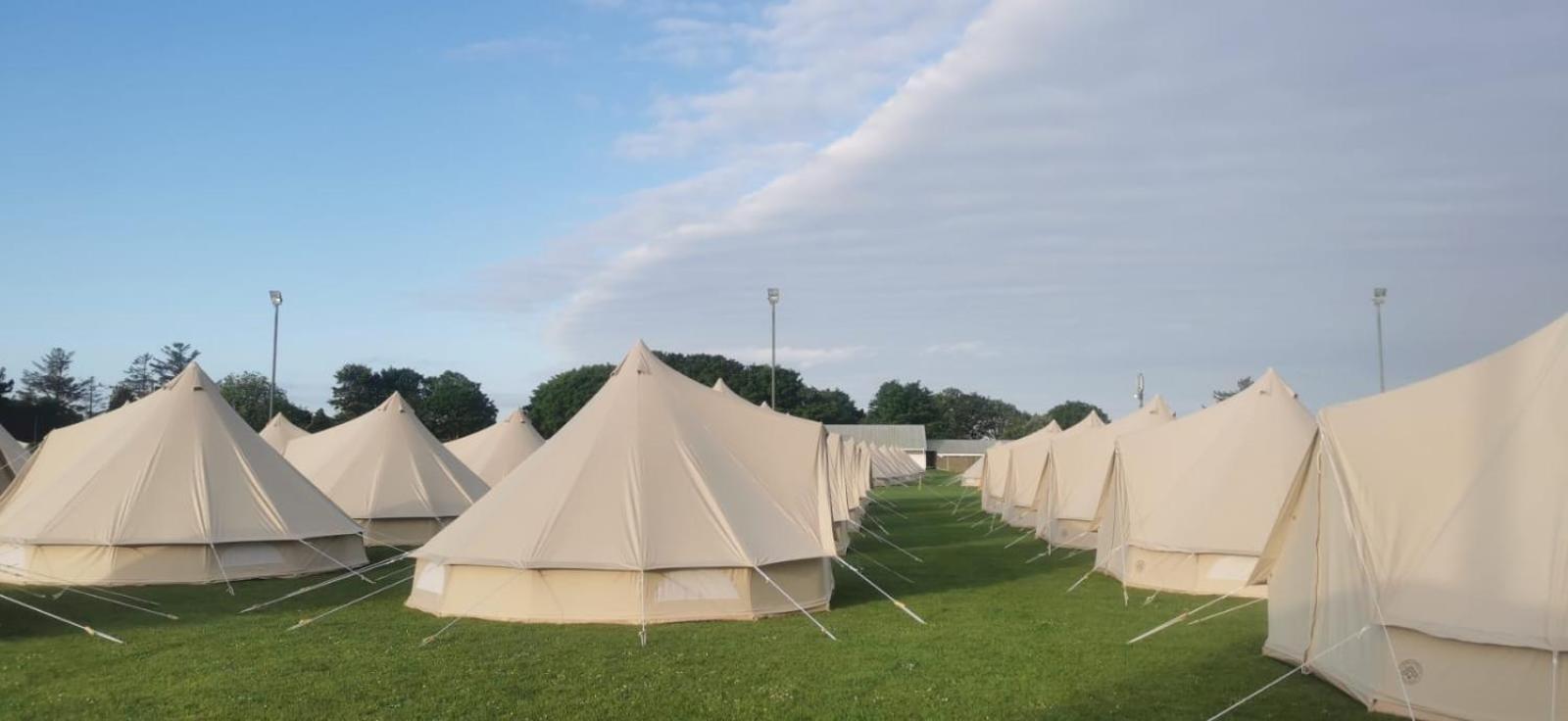 Nine Yards Bell Tents At The Tt - คาสเซิลทาวน์ ภายนอก รูปภาพ